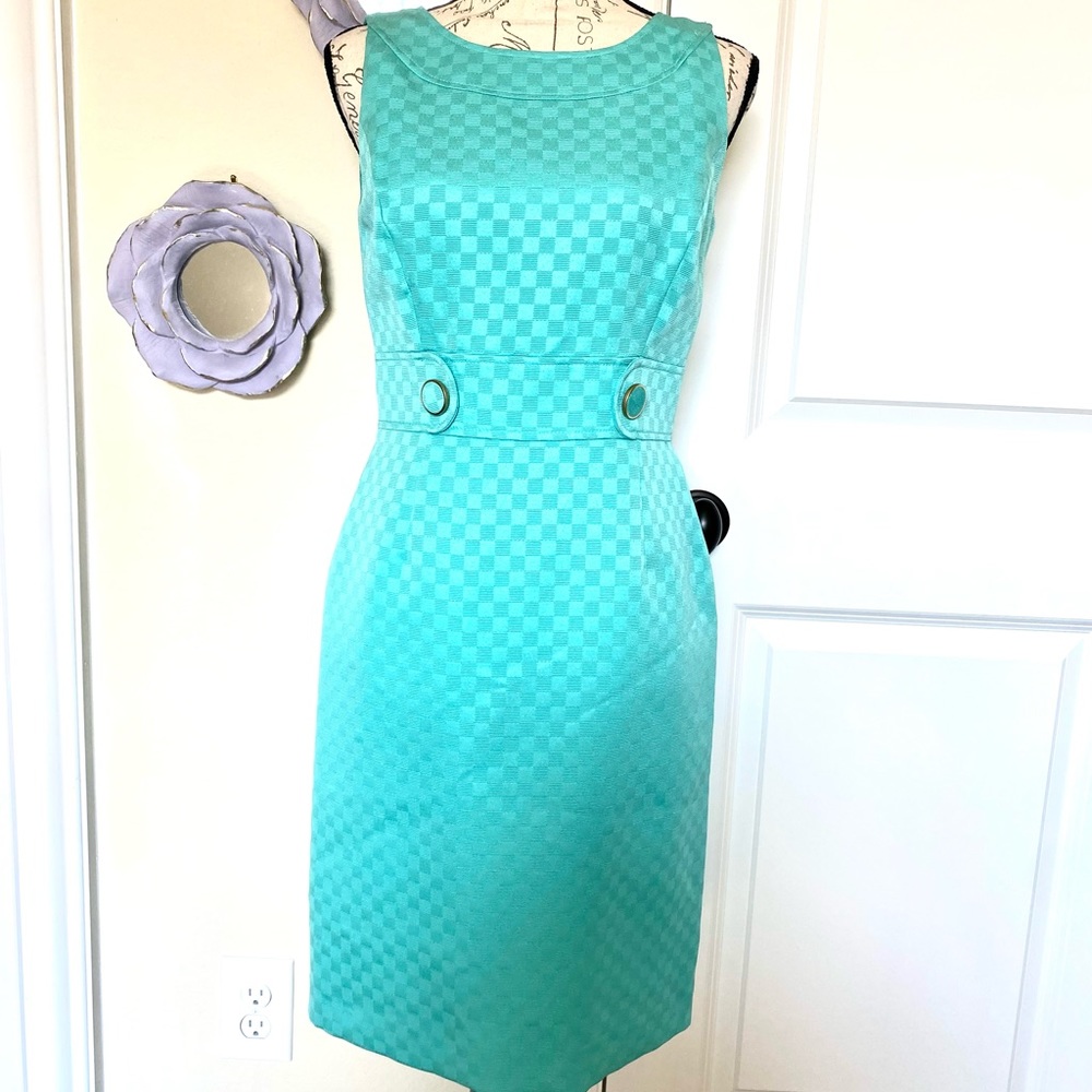 Aqua Tahari Career Work Dress with Gold Hardware on Buttons Ret $128